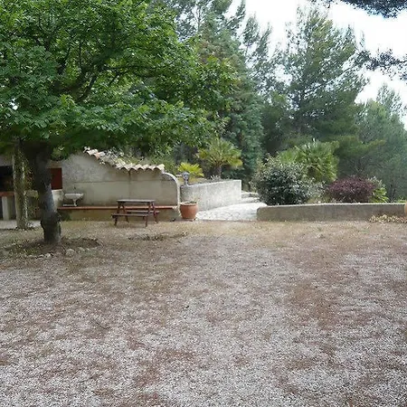 La Lezardiere شقة *